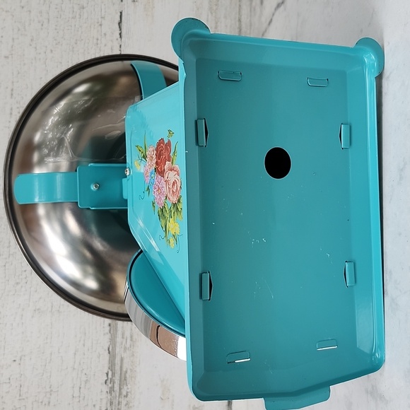 PIONEER WOMAN RETRO SWEET ROSE KITCHEN SCALE - Picture 6 of 8